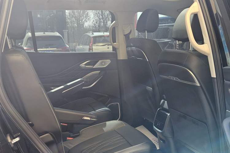 Used Hongqi HS7 PHEV 2024 2.0T PHEV Four-Wheel Drive Flagship Edition 6 Seats
