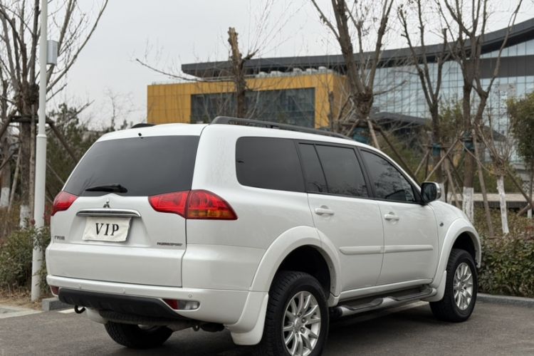 Used Mitsubishi Pajero Sport 2013 3.0L Automatic Two-Wheel Drive Luxury Edition
