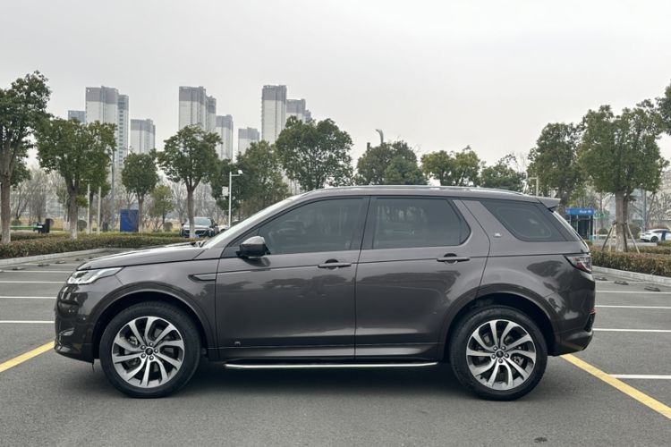 Used Land Rover Discovery Sport 2022 249 PS Metropolitan Edition 5 Seats