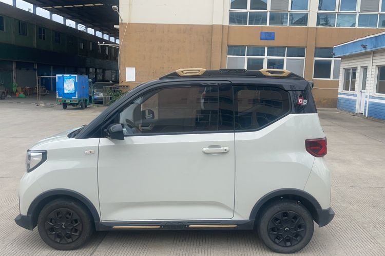 Used Wuling Hongguang MINIEV 2022 GAMEBOY 200km Gaming Edition with Lithium Iron Phosphate