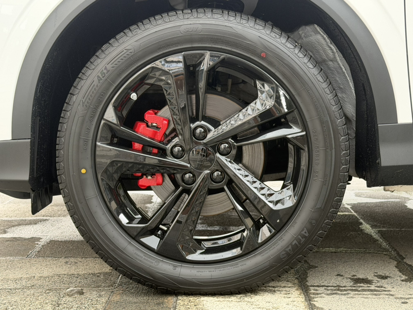 Geely Auto Coolray 2025 Bin Yue L 1.5T DCT Starlight Edition — снимка 18
