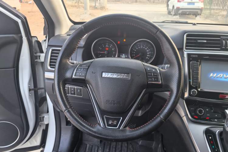 Used Haval H6 2017 Red-Label Sport Edition 1.5T Automatic Two-Wheel Drive Luxury Model
