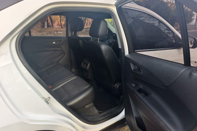 Used Chevrolet Equinox 2018 535T Automatic YuJie Edition
