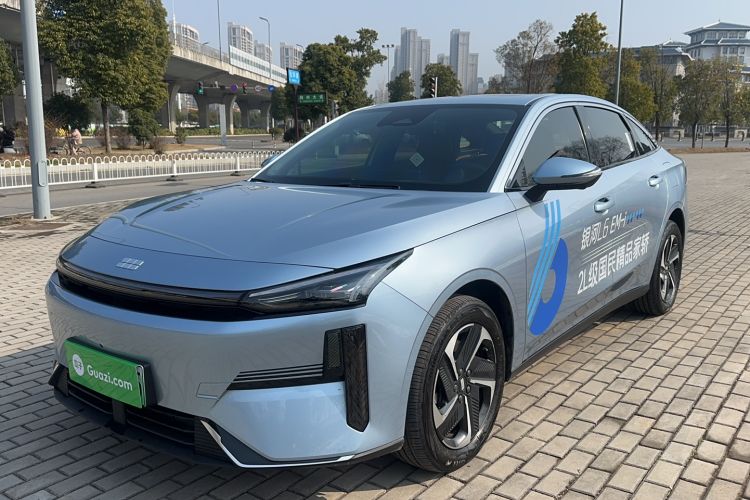 Used Geely Galaxy L6 2025 EM-i 140km Starship Edition
