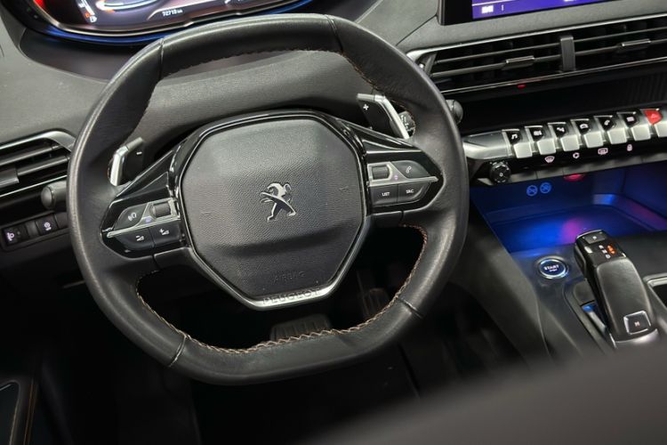 Used Peugeot 5008 2017 380THP 7-Seater Elite Edition
