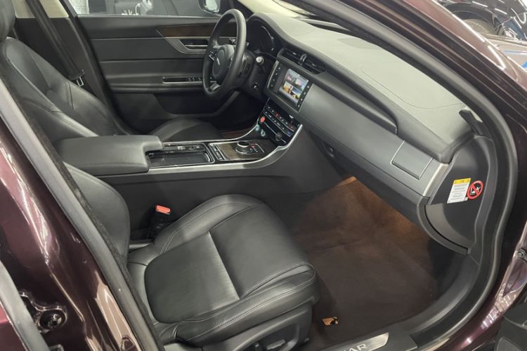 Used Jaguar XFL 2017 XFL 2.0T 240PS Luxury Edition
