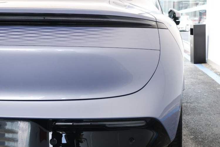 Used Zeekr 007 2025 Rear-Drive Intelligent Driving Version 75 kWh Exterior 2