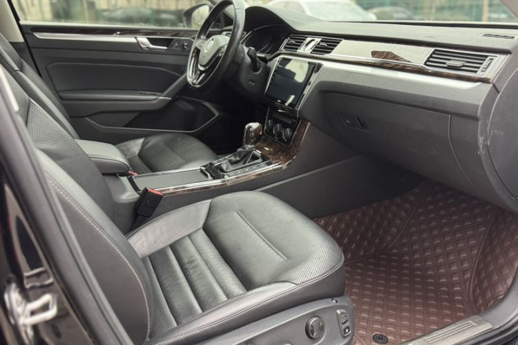 Used Volkswagen Passat 2016 380TSI DSG Ultimate Edition