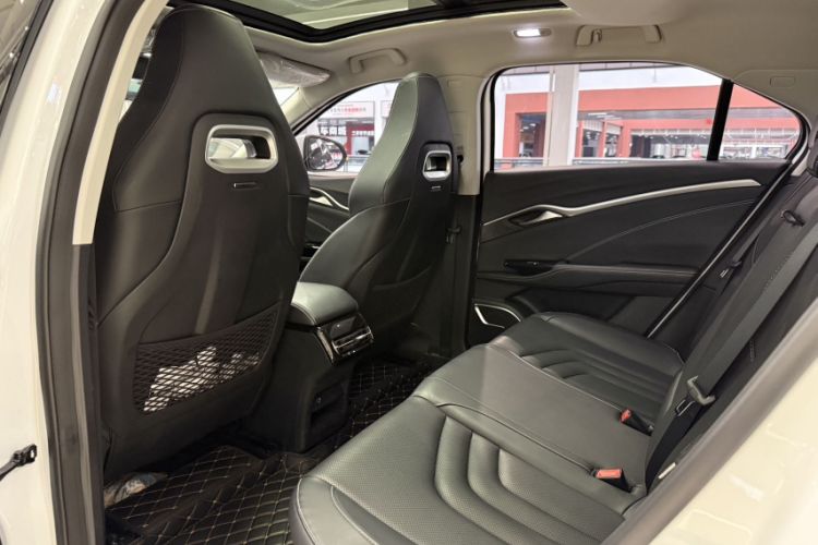 Used NETA U 2023 Neta U-Ⅱ Challenge Edition 400 LFP Interior 1