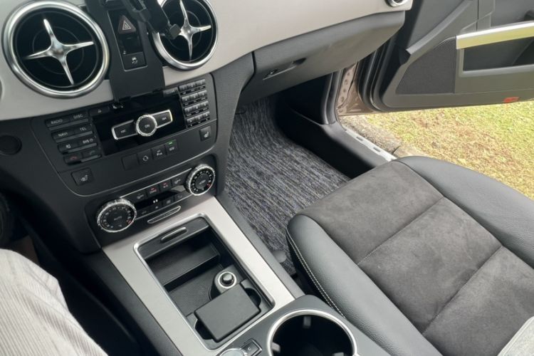 Used Mercedes-Benz GLK-Class 2015 GLK 260 4MATIC Fashion Edition Ultimate Version