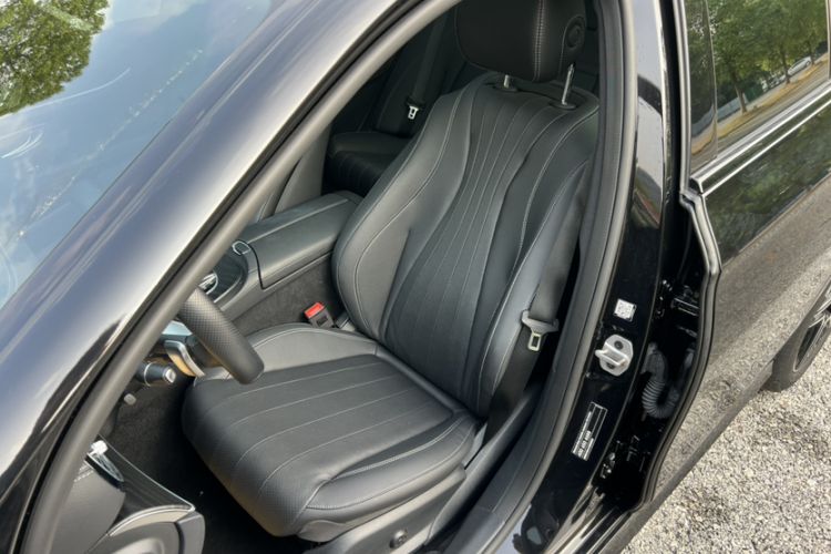 Used Mercedes-Benz E-Class 2022 E 260 Stylish Sports Edition
