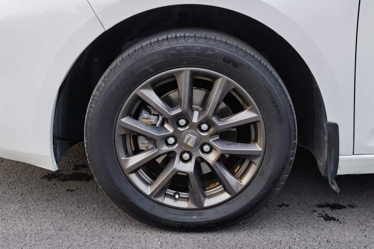 Used Baojun RC-5 2020 1.5L Manual Zhiyao Elite Edition