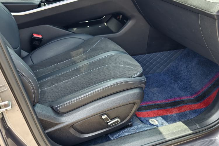 Used Geely Auto Preface 2025 Dongfang Yao 2.0TD Moonlight Edition Right Front Seat