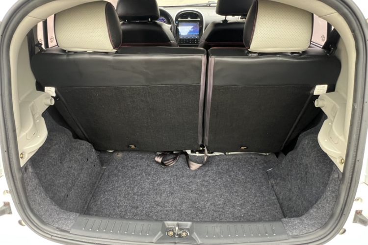 Used Geely Auto Panda Classic 2015 1.5L Automatic Cool & Fun Edition
