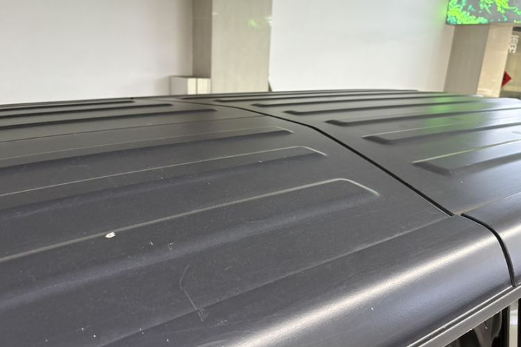 Used Jeep Wrangler 2019 2.0T Sahara Four-Door Version China VI Emission Standard
