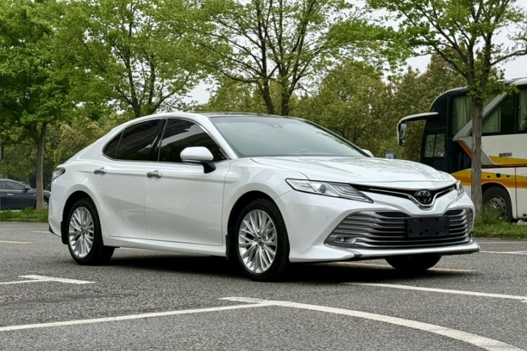 Used Toyota Camry 2019 Revised Version 2.5G Luxury Edition Exterior 2