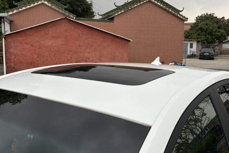 Used Chevrolet Cavalier 2018 320 Automatic Enjoyment Sunroof Edition Roof