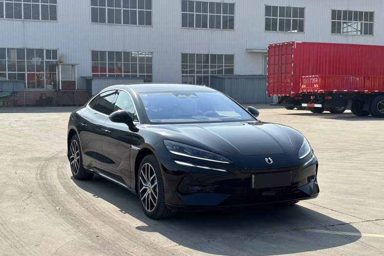 Used Denza Z9 2024 1100 km Four-Wheel Drive Max Version