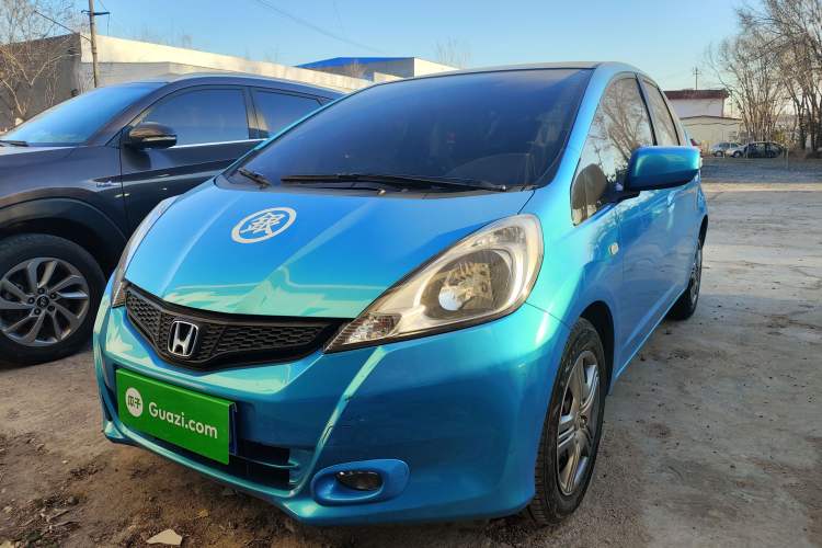 Used Honda Fit 2011 1.3L manual Comfort version