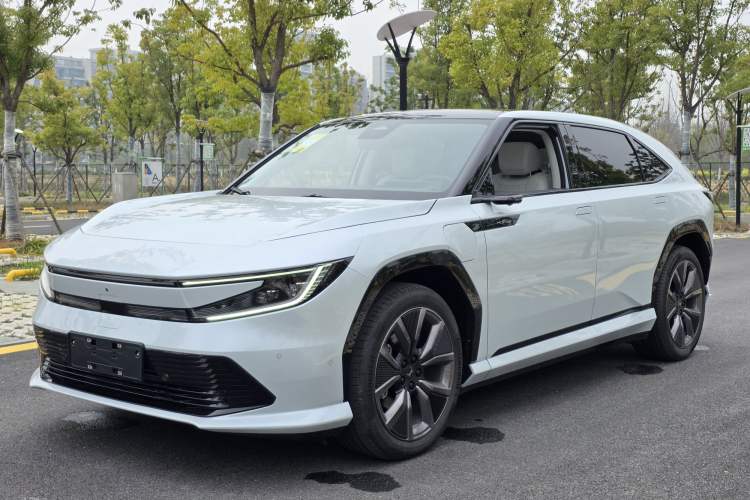 Used Honda P7 2025 Rear-Drive Long-Range Pro