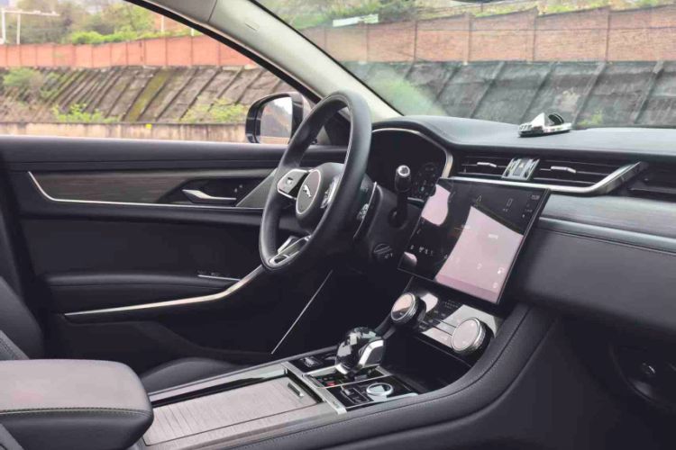 Used Jaguar XFL 2022 XFL 2.0T P200 Two-Wheel-Drive Elite Luxury Edition
