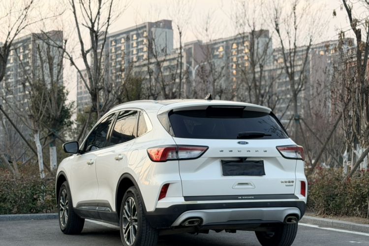 Used Ford Escape 2020 EcoBoost 245 Two-Wheel-Drive Titanium Edition
