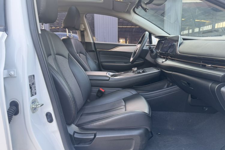 Used AION S 2023 Xuan 580 55.2 kWh Lithium Iron Phosphate Right Front Seat