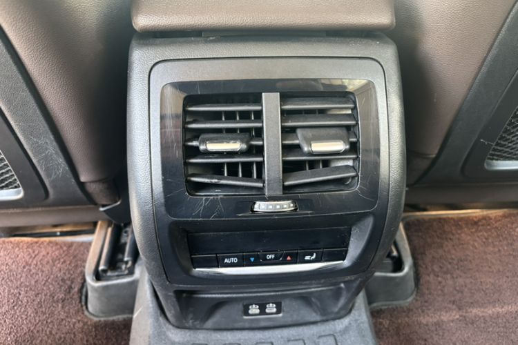 Used BMW X3 2021 xDrive25i M Sport Package Interior 2