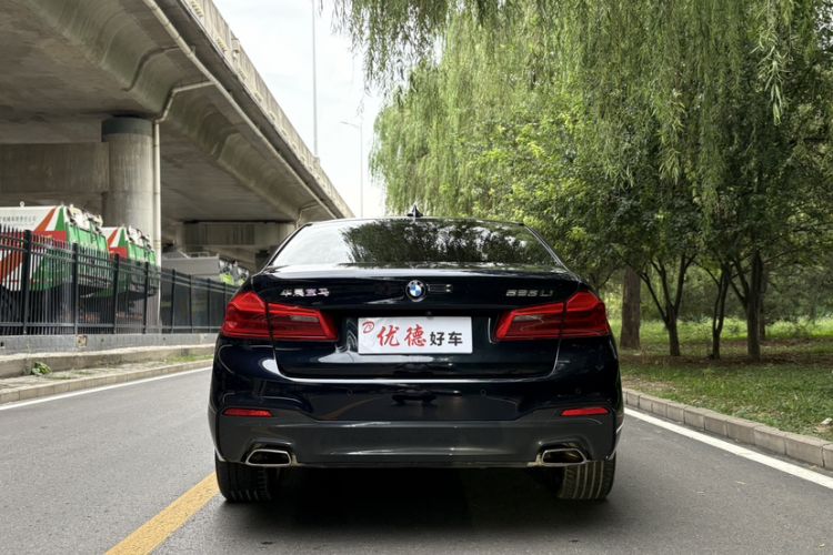 Used BMW 5 Series 2019 525Li M Sport Package