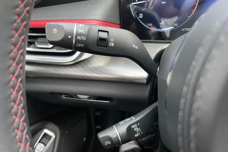 Used Hongqi H6 2024 2.0T ZhiShang Version