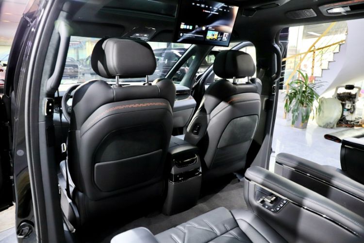 Used Zeekr 009 2024 7-Seater Walk-Through Version Four-Wheel Drive 108 kWh Interior 7