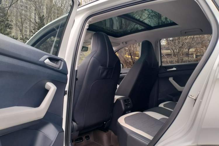 Used Volkswagen Tharu 2025 New Sharp 1.5L Ambitious Edition Interior 2