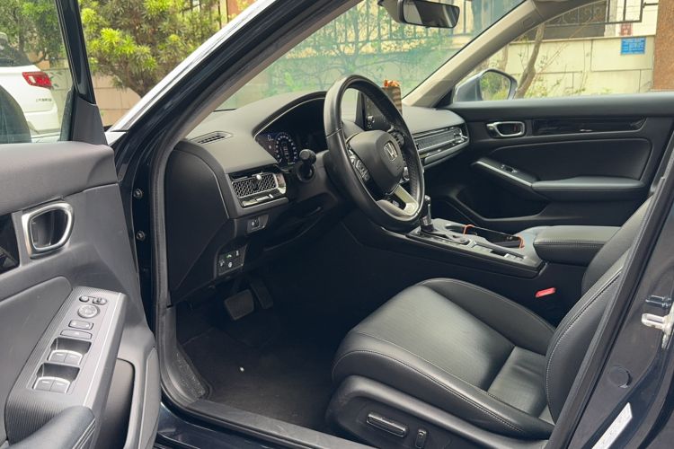 Used Honda Civic 2022 240TURBO CVT Dynamic Control Version Driver Seat