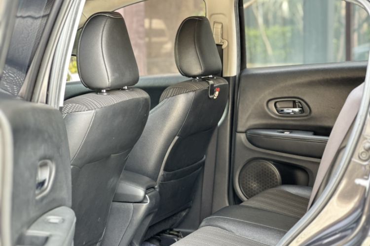 Used Honda Vezel 2015 1.8L CVT 2WD Elite Model
