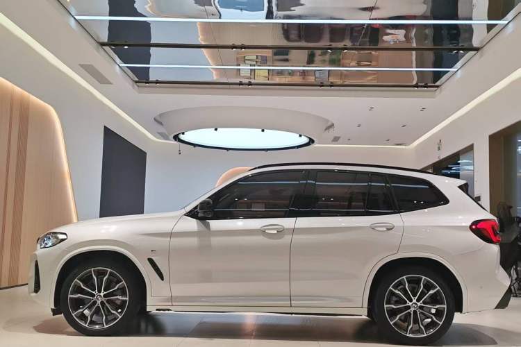 Used BMW X3 2023 Restyled xDrive30i Leading Edition M Night Sky Package
