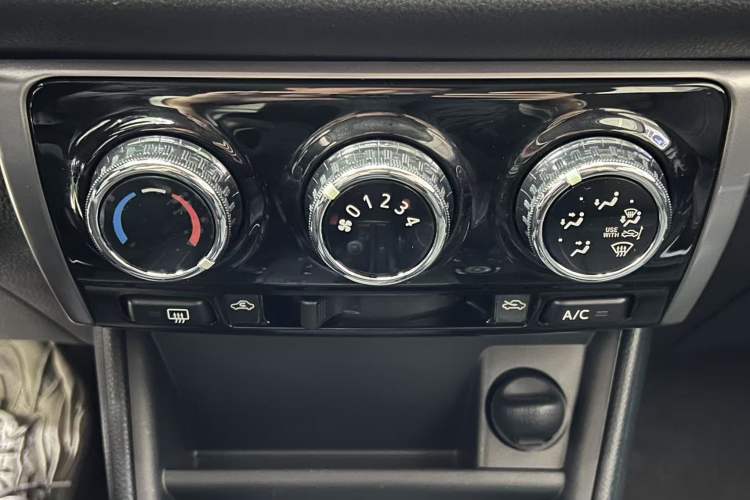 Used Toyota YARiS L Zhi Xuan 2022 X-Trail 1.5L CVT Leading PLUS Edition