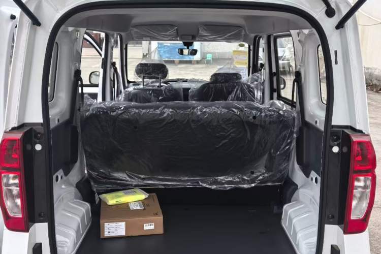 Used Wuling Zhiguang New Energy 2025 Comfort Model