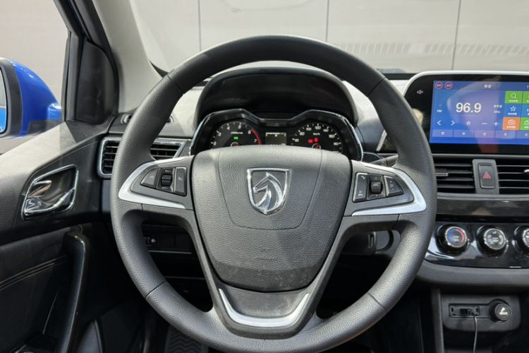 Used Baojun 310 2016 1.2L Manual Luxury Model
