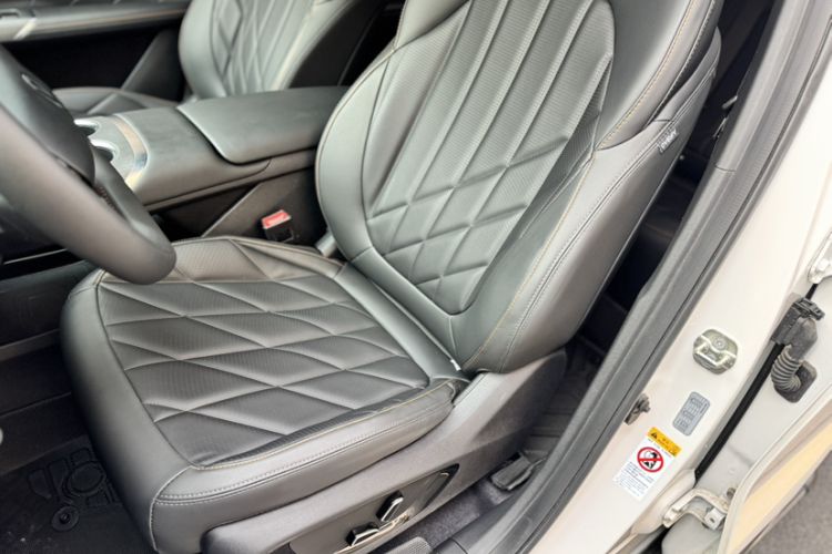 Used CHANGAN CS75 PLUS 2025 4th Generation UItra 2.0T New Blue Whale Smart Intelligent Powertrain Version Left Front Seat