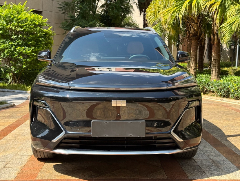 Geely Galaxy Xingjian 7 EM-i 2025 120km Launch+ Version — снимка 18