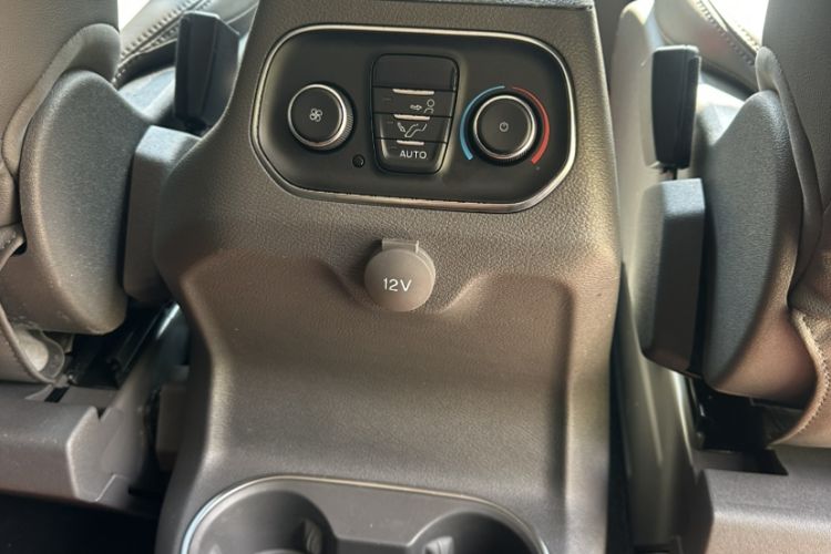 Used Ford Tourneo Custom 2020 2.0T Automatic Elite Version China VI Standard