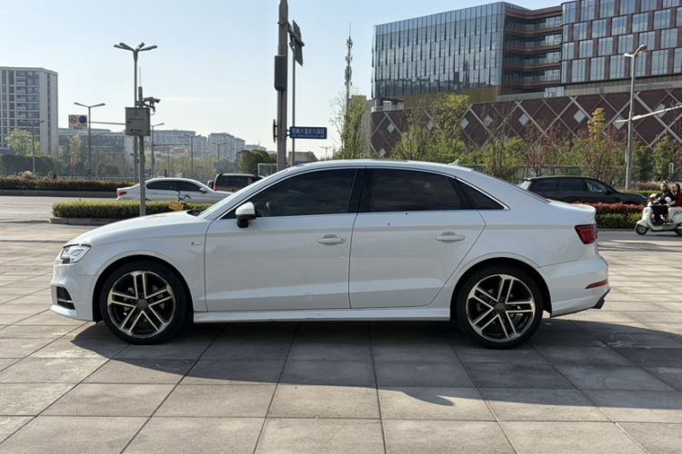 Used Audi A3 2018 30th Anniversary Edition Limousine 35 TFSI Sport Model
