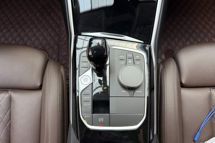 Used BMW 3 Series 2022 320i Sport Package
