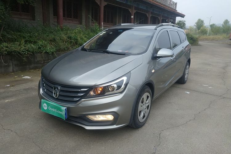 Used Baojun 310W 2017 1.5L Manual Comfort Version China V