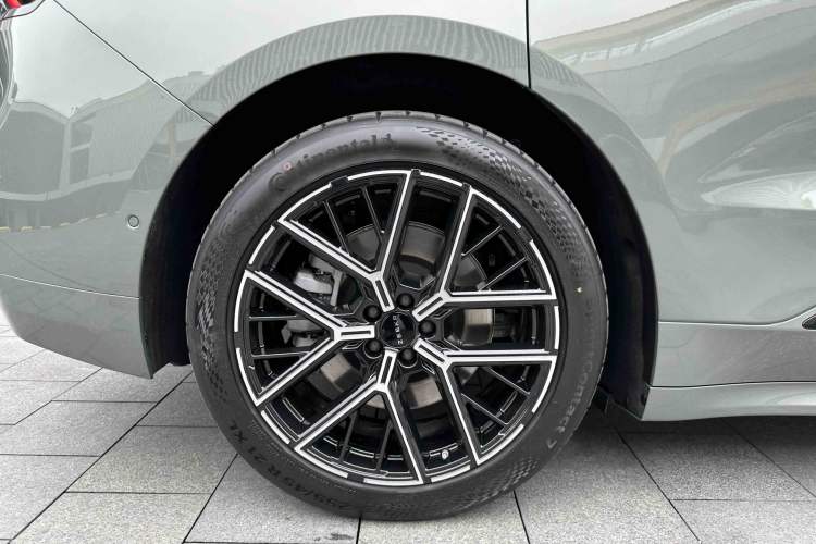 Used Zeekr 001 2026 Model 103° Rear-Drive Max Version Exterior 2