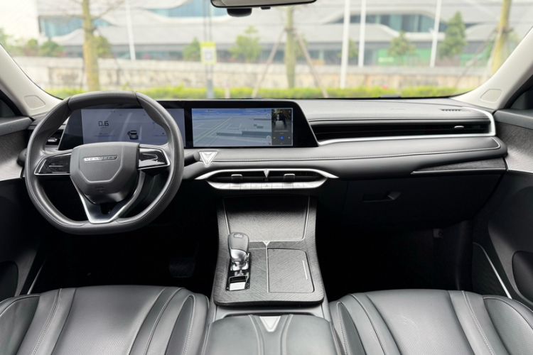 Used Venucia V 2021 260T Idol Edition