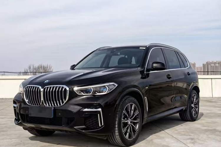 Used BMW X5 2022 Restyled xDrive 30Li Luxury Version M Sport Package