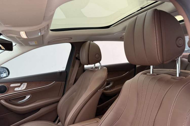 Used Mercedes-Benz E-Class 2023 Updated E 300 L Fashion Edition
