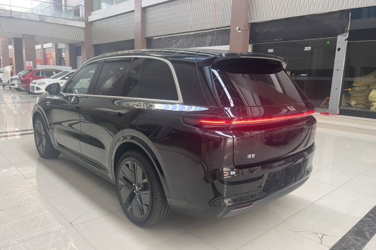 Used Li Auto L8 2025 Ultra Smart Refreshed Edition