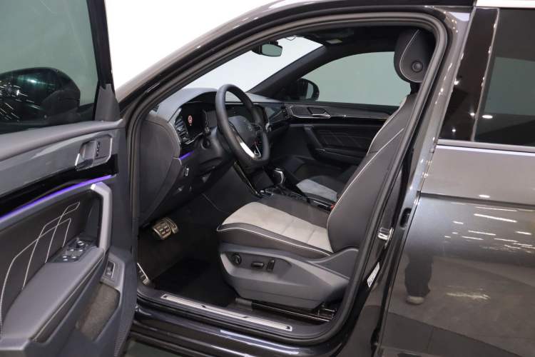 Used Volkswagen Tayron X 2020 380TSI Four-Wheel Drive Flagship Smart Connectivity Version Left Front Seat